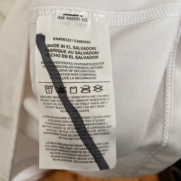 Woman’s Nike Pro White Quarter Zip Running Top Size Small EUC - Picture 3 of 3